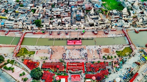 Top shot of Ram Ki Paidi, Ayodhya (Photo: PTI) Top shot of Ram Ki Paidi, Ayodhya (Photo: PTI)
