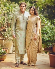 Bhavana Pandey and Chunky Panday renewed their vows in season 2 Bhavana Pandey and Chunky Panday renewed their vows in season 2
