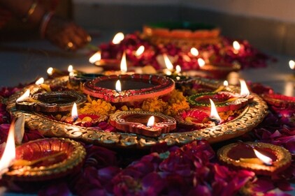 To celebrate Diwali, people are travelling with their families to places outside the city limits (unsplash) To celebrate Diwali, people are travelling with their families to places outside the city limits (unsplash)