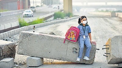 (Representative image) Meanwhile, the Municipal Corporation of Gurugram (MCG) has deployed six teams to monitor construction sites, cover loose soil, and implement regular water sprinkling (HT Archive) (Representative image) Meanwhile, the Municipal Corporation of Gurugram (MCG) has deployed six teams to monitor construction sites, cover loose soil, and implement regular water sprinkling (HT Archive)