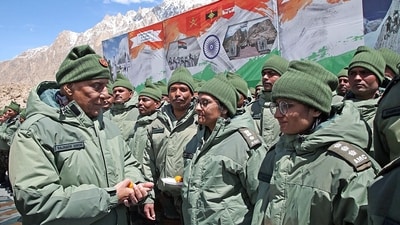 Defence Minister Rajnath Singh interacts with the Armed Forces personnel deployed in Siachen Ladakh. (X/@rajnathsingh) Defence Minister Rajnath Singh interacts with the Armed Forces personnel deployed in Siachen Ladakh. (X/@rajnathsingh)