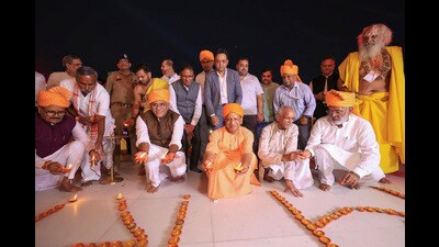 During the celebrations, CM Yogi will distribute sweets and crackers, light 11,000 earthen lamps at Bheem Sarovar (PTI) During the celebrations, CM Yogi will distribute sweets and crackers, light 11,000 earthen lamps at Bheem Sarovar (PTI)