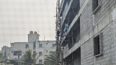 Residents are calling for significant reforms in the city's governance amid concerns over corruption and inefficiency.