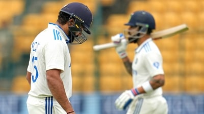 Rohit Sharma (L) and Virat Kohli's poor show is hurting India (AP) Rohit Sharma (L) and Virat Kohli's poor show is hurting India (AP)