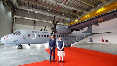 Prime Minister Narendra Modi and Spanish President Pedro Sanchez at the the the C-295 aircraft manufacturing complex in Vadodara. (LinkedIN/ Narendra Modi)