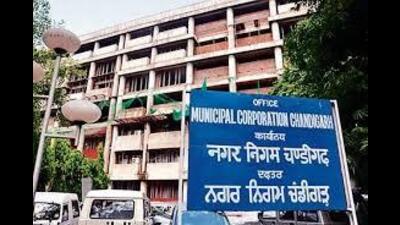 Officials also proposed that licences of 2,832 registered street vendors should be cancelled immediately as they never paid vendor fee to the corporation. (HT File photo) Officials also proposed that licences of 2,832 registered street vendors should be cancelled immediately as they never paid vendor fee to the corporation. (HT File photo)