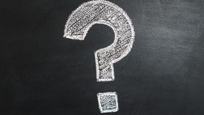 Can you guess which puck reaches the finish line first? (Pexels) Can you guess which puck reaches the finish line first? (Pexels)