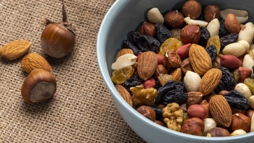 Dry fruits and nuts are healthy. (Freepik) Dry fruits and nuts are healthy. (Freepik)