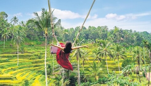 Everybody wants the Bali swing shot, but it can take half a day of travel and waiting. (ADOBE STOCK)
