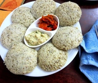Moong dal idli is rich in protein, and a nutritious lunch option. (Pinterest) Moong dal idli is rich in protein, and a nutritious lunch option. (Pinterest)