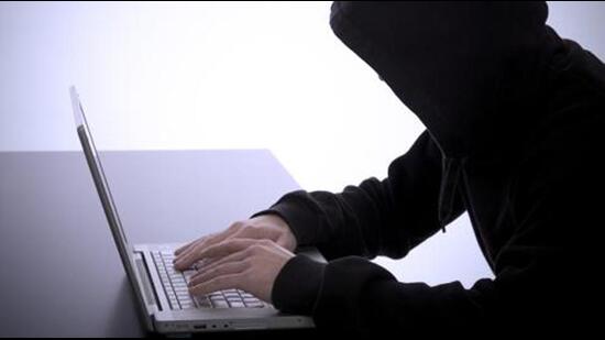 A 74-year-old man has lodged complaint with Yerawada police that he was cheated of ₹42,40,000 in a share trading fraud. (Getty Images/iStockphoto (PIC FOR REPRESENTATION))