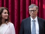 FILE PHOTO: Philanthropist and co-founder of Microsoft, Bill Gates (R) and his wife Melinda listen to the speech by French President Francois Hollande, prior to being awarded Commanders of the Legion of Honor at the Elysee Palace in Paris, France, April 21, 2017. REUTERS/Kamil Zihnioglu/Pool/File Photo (REUTERS)