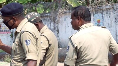 Satish was promptly arrested by Satpati police station authorities. Satish was promptly arrested by Satpati police station authorities.