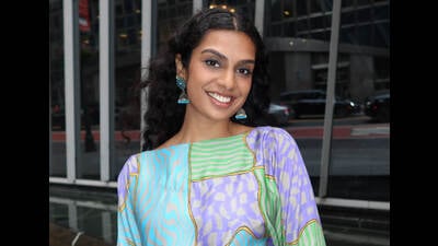 Content creator Manasi Arya says infusing desi elements into everyday wear is a great way to stand out. Content creator Manasi Arya says infusing desi elements into everyday wear is a great way to stand out.
