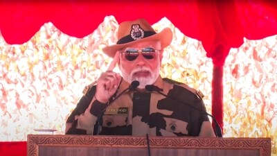 Prime Minister Narendra Modi addresses during Diwali celebration with Jawans, in Gujarat's Kutch. (PTI Photo) (PTI) Prime Minister Narendra Modi addresses during Diwali celebration with Jawans, in Gujarat's Kutch. (PTI Photo) (PTI)