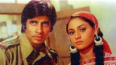 Zanjeer (1973) is considered a game changer in Amitabh Bachchan's acting career. However, the classic action-drama also has a Diwali connection. The Prakash Mehra directorial's opening sequence is a Diwali scene in which a young Vijay Khanna witnesses the murder of his parents. The climax of Zanjeer is also during Diwali showcasing poetic justice when Vijay played by Amitabh Bachchan avenges his parents' death. Zanjeer (1973) is considered a game changer in Amitabh Bachchan's acting career. However, the classic action-drama also has a Diwali connection. The Prakash Mehra directorial's opening sequence is a Diwali scene in which a young Vijay Khanna witnesses the murder of his parents. The climax of Zanjeer is also during Diwali showcasing poetic justice when Vijay played by Amitabh Bachchan avenges his parents' death.