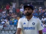 Mohammed Siraj walks back to the pavilion Mohammed Siraj walks back to the pavilion