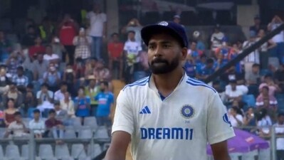 Mohammed Siraj walks back to the pavilion ((X Images) ) Mohammed Siraj walks back to the pavilion ((X Images) )