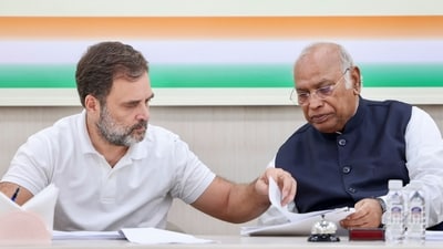 File Photo: LoP in Lok Sabha and Congress MP Rahul Gandhi with party President Mallikarjun Kharge during Congress central election committee meeting for the Haryana assembly polls on September 3. File Photo: LoP in Lok Sabha and Congress MP Rahul Gandhi with party President Mallikarjun Kharge during Congress central election committee meeting for the Haryana assembly polls on September 3.