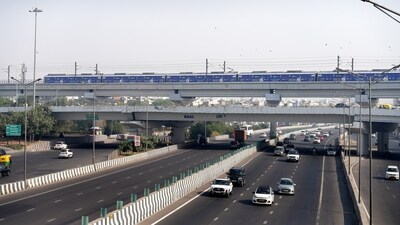 Vehicles move on a road as air quality continues to remain poor, a day after Diwali festival celebrations, in New Delhi, Friday morning, (PTI) Vehicles move on a road as air quality continues to remain poor, a day after Diwali festival celebrations, in New Delhi, Friday morning, (PTI)