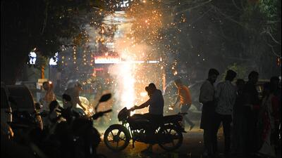 People burst firecrackers in Patel Nagar on Thursday. (Sanchit Khanna/HT Photo) People burst firecrackers in Patel Nagar on Thursday. (Sanchit Khanna/HT Photo)