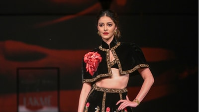 "Partnering with Lakme was an incredible experience, and this collection reflects both the grace of nature and the enduring power of beauty," the 63-year-old said. "Partnering with Lakme was an incredible experience, and this collection reflects both the grace of nature and the enduring power of beauty," the 63-year-old said.