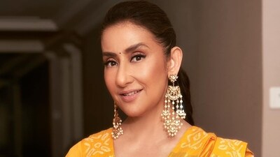 Manisha Koirala receives a letter from Kate Middleton Manisha Koirala receives a letter from Kate Middleton