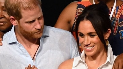 Colombia's Vice President Francia Marquez (2nd R) greets Colombia's former Education Minister Aurora Vergara (2nd L) next to Britain's Prince Harry (C), Duke of Sussex, and his wife Meghan Markle during a picture (AFP) Colombia's Vice President Francia Marquez (2nd R) greets Colombia's former Education Minister Aurora Vergara (2nd L) next to Britain's Prince Harry (C), Duke of Sussex, and his wife Meghan Markle during a picture (AFP)