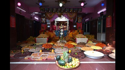 Govardhan Puja is celebrated to worship Lord Krishna and Mount Govardhan (HT photo) Govardhan Puja is celebrated to worship Lord Krishna and Mount Govardhan (HT photo)