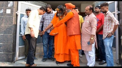 Hindu outfit leader Harkirat Singh Khurana said that he has three gunmen, but all of them had gone home for Diwali celebrations. (Manish/Hindustan Times) Hindu outfit leader Harkirat Singh Khurana said that he has three gunmen, but all of them had gone home for Diwali celebrations. (Manish/Hindustan Times)