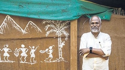Mumbai, India - Nov. 1, 2024: kastakari shetkari sangthana, vitthal lad, Jogeshwari East constituency in Mumbai, India, on Friday, November 1, 2024. (Photo by Satish Bate/ Hindustan Times) (Hindustan Times) Mumbai, India - Nov. 1, 2024: kastakari shetkari sangthana, vitthal lad, Jogeshwari East constituency in Mumbai, India, on Friday, November 1, 2024. (Photo by Satish Bate/ Hindustan Times) (Hindustan Times)