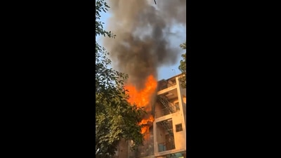 No one was present on the second floor, where the building’s owner, who operates a shop nearby, had stored blankets and other materials under a temporary shed. Therefore, no one was injured. (HT Photo) No one was present on the second floor, where the building’s owner, who operates a shop nearby, had stored blankets and other materials under a temporary shed. Therefore, no one was injured. (HT Photo)