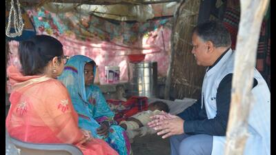 Uttar Pradesh chief secretary Manoj Kumar Singh with Ruby’s family in Salauli village in Gosaiganj area of Lucknow. (Sourced) Uttar Pradesh chief secretary Manoj Kumar Singh with Ruby’s family in Salauli village in Gosaiganj area of Lucknow. (Sourced)