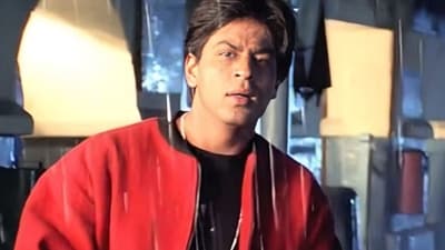 Shah Rukh Khan played a radio announcer in Mani Ratnam's Dil Se