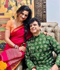 Dr Palash Sen with sister Dahlia Sen Oberoi Dr Palash Sen with sister Dahlia Sen Oberoi