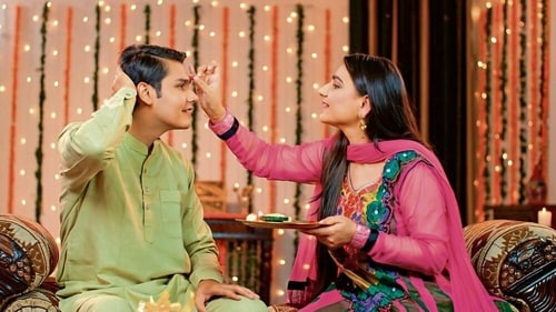 On the day of Bhai Dooj, siblings should get up early, take a bath, and wear new clothes. (Photo: Shutterstock (For Representational Purpose Only)) On the day of Bhai Dooj, siblings should get up early, take a bath, and wear new clothes. (Photo: Shutterstock (For Representational Purpose Only))