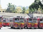 While BMC employees received Diwali bonuses of <span class='webrupee'>₹</span>29,000 before the enforcement of the model code of conduct on October 15, more than 25,000 employees of BEST have yet to receive any bonus.. (Photo by Bhushan Koyande/ HT) (HT PHOTO) While BMC employees received Diwali bonuses of <span class='webrupee'>₹</span>29,000 before the enforcement of the model code of conduct on October 15, more than 25,000 employees of BEST have yet to receive any bonus.. (Photo by Bhushan Koyande/ HT) (HT PHOTO)