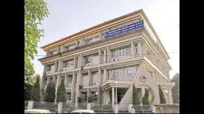 Punjab Housing and Urban Development minister Hardeep Singh Mundian stressed the need for a zero-tolerance policy regarding negligence and laxity in duty performance. (HT File)