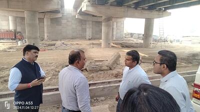 The construction of the interchange road connecting the Delhi-Mumbai Expressway to Jewar Airport is progressing significantly, with an investment of around ₹537crore by NHAI. (HT Photo) The construction of the interchange road connecting the Delhi-Mumbai Expressway to Jewar Airport is progressing significantly, with an investment of around ₹537crore by NHAI. (HT Photo)