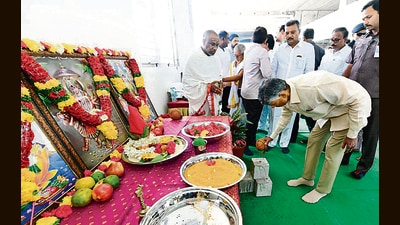 Andhra Pradesh chief minister N Chandrababu Naidu performs rituals during the inauguration of the Capital Region Development Authority project work, in Amaravati on October 19. (ANI) Andhra Pradesh chief minister N Chandrababu Naidu performs rituals during the inauguration of the Capital Region Development Authority project work, in Amaravati on October 19. (ANI)