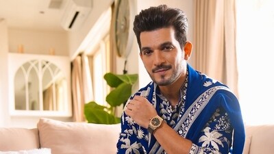 Arjun Bijlani made his acting debut with 2004 show Kartika. Arjun Bijlani made his acting debut with 2004 show Kartika.