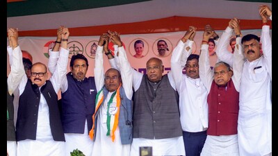 Congress President Mallikarjun Kharge during a public meeting in support of party candidate from Kanke seat, Suresh Kumar Baitha, ahead of Jharkhand Assembly election, in Ranchi. (PTI) Congress President Mallikarjun Kharge during a public meeting in support of party candidate from Kanke seat, Suresh Kumar Baitha, ahead of Jharkhand Assembly election, in Ranchi. (PTI)