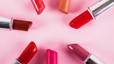 Must Haves Long-Lasting Lipsticks Must Haves Long-Lasting Lipsticks