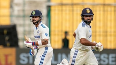 Virat Kohli and Rohit Sharma are going through underwhelming form this home Test season. (PTI) Virat Kohli and Rohit Sharma are going through underwhelming form this home Test season. (PTI)