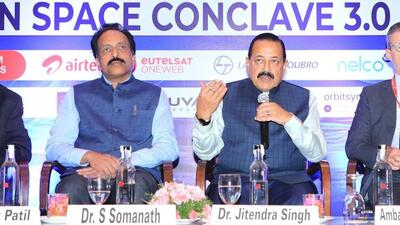 Union minister Jitendra Singh (right) and Isro chairman S Somanath during the third Indian Space Conclave in Delhi on Tuesday. (X / Dr Jitendra Singh) Union minister Jitendra Singh (right) and Isro chairman S Somanath during the third Indian Space Conclave in Delhi on Tuesday. (X / Dr Jitendra Singh)