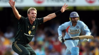 Brett Lee (L) appeals against Harbhajan Singh in an ODI from 2008 (Getty) Brett Lee (L) appeals against Harbhajan Singh in an ODI from 2008 (Getty)