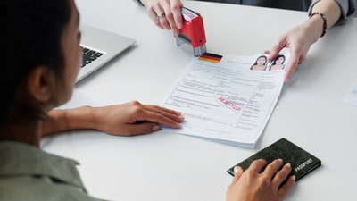With her visa nearing expiry, an Indian student offered to work for free in the UK for a month (Representational image)