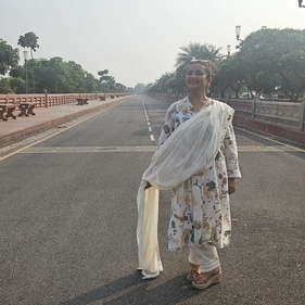 Divya Dutta at Marine Drive near Gomti Riverfront in Lucknow. Divya Dutta at Marine Drive near Gomti Riverfront in Lucknow.