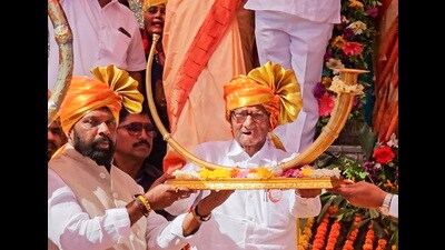 Earlier, the ‘trumpet’ symbol in the ‘free symbols’ list’ was translated as ‘tutari’ in Marathi causing confusion among voters and consequently, significant vote diversion and electoral setbacks. (HT FILE) Earlier, the ‘trumpet’ symbol in the ‘free symbols’ list’ was translated as ‘tutari’ in Marathi causing confusion among voters and consequently, significant vote diversion and electoral setbacks. (HT FILE)