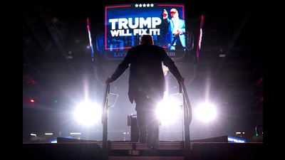 FILE PHOTO: Republican presidential nominee and former U.S. President Donald Trump gets on stage to deliver remarks during a rally at Lee's Family Forum in Henderson, Nevada, U.S. October 31, 2024. REUTERS/Brendan McDermid/File Photo (REUTERS)
